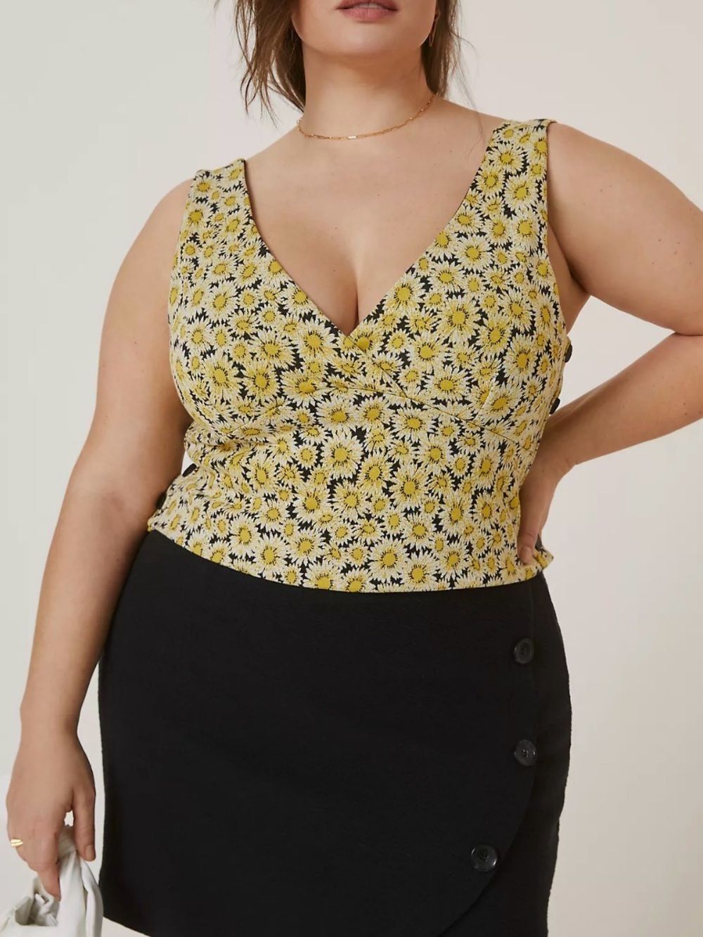 NWT Maeve Anthropologie V-Neckline Yellow Daisy Button Side Tank Top Size XS